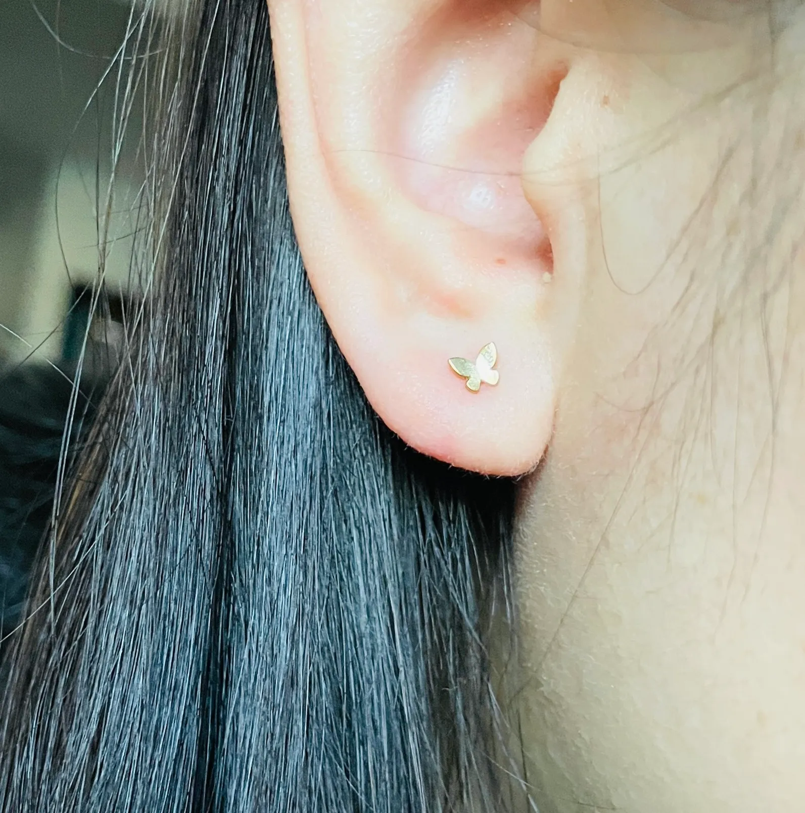 9k Butterfly Earring Stud + A Jewelry Box Gold - Image 3