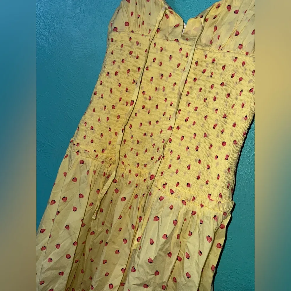 NEW FREE PEOPLE STRAWBERRY LEMON COMBO LAVENDER DAZE SMOCKED MIDI DRESS Sz Small - Image 5