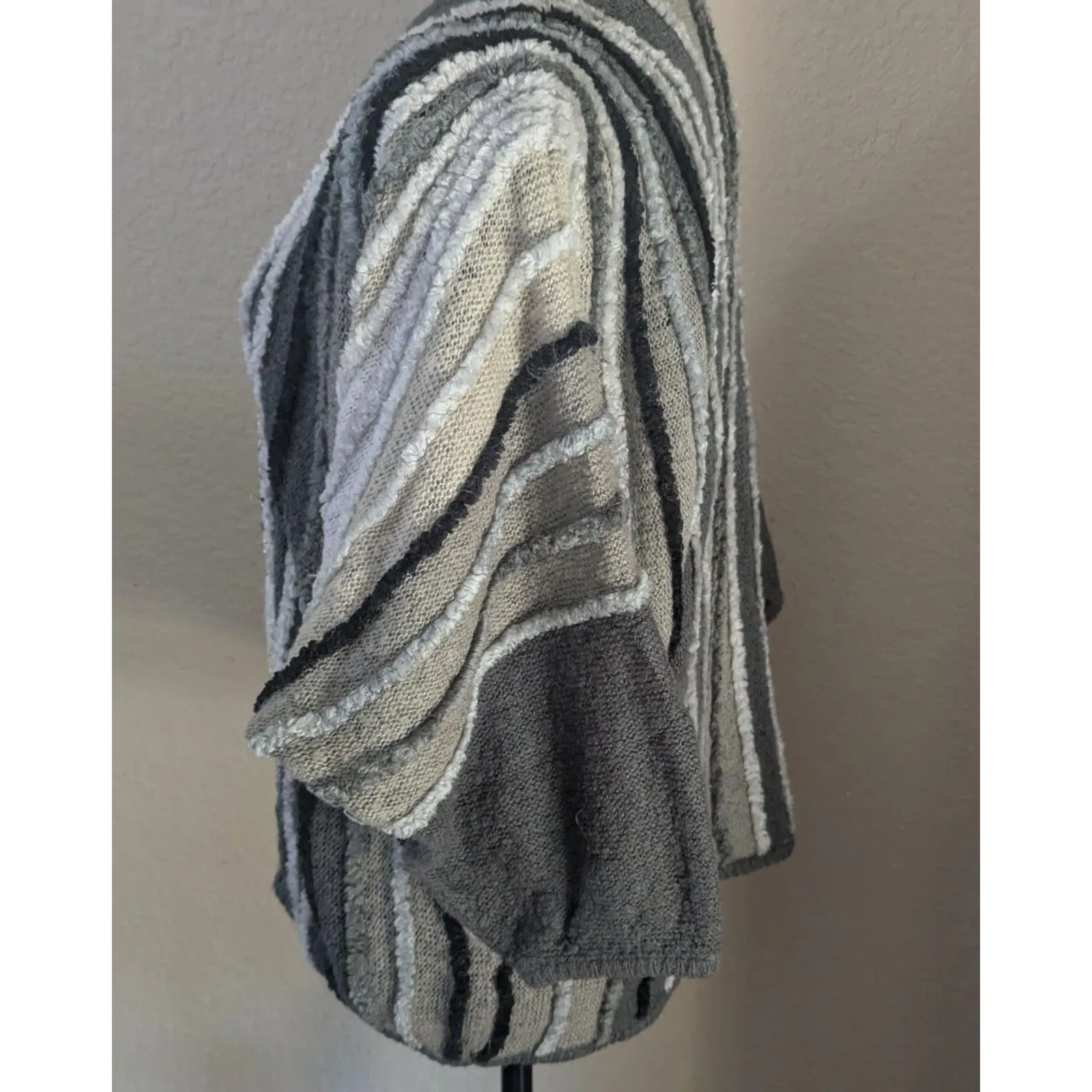 Vintage Carducci Geometric Textured Sweater, Size S - Image 3