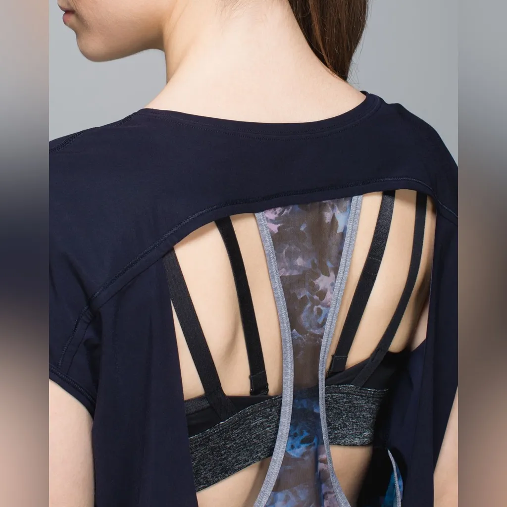 Lululemon  If You're Lucky Short Sleeve Tee - Image 5