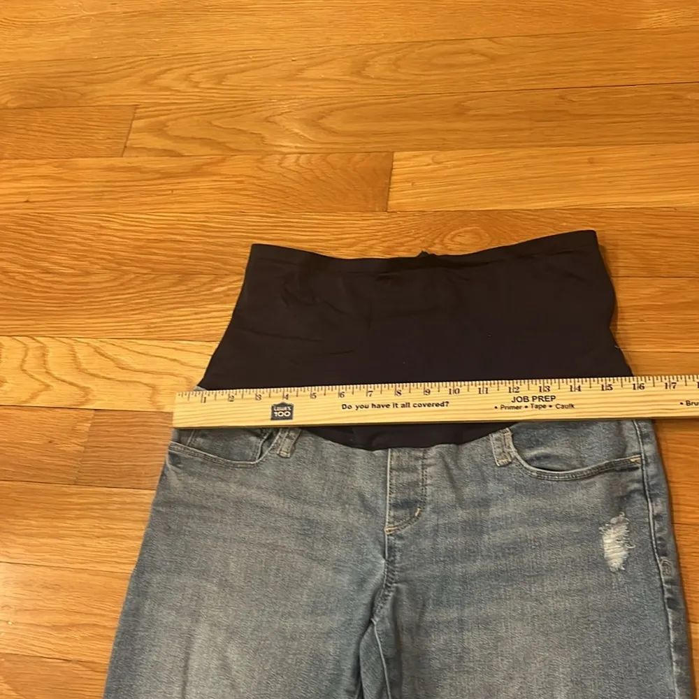Gap women’s maternity easy legging jeans size 8/29S. - Image 3