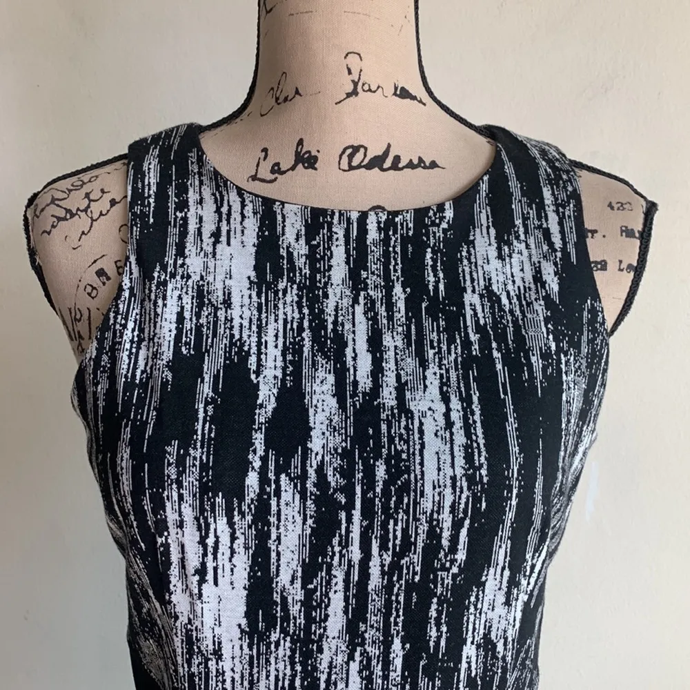 Cache Sleeveless Black White Shift Dress Sz 8 - Image 5