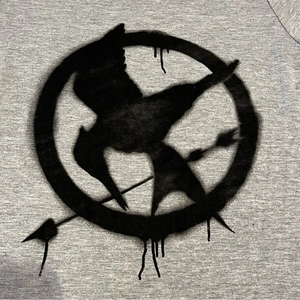 The Hunger Games Mocking Jay Juniors Size 11 - Image 4
