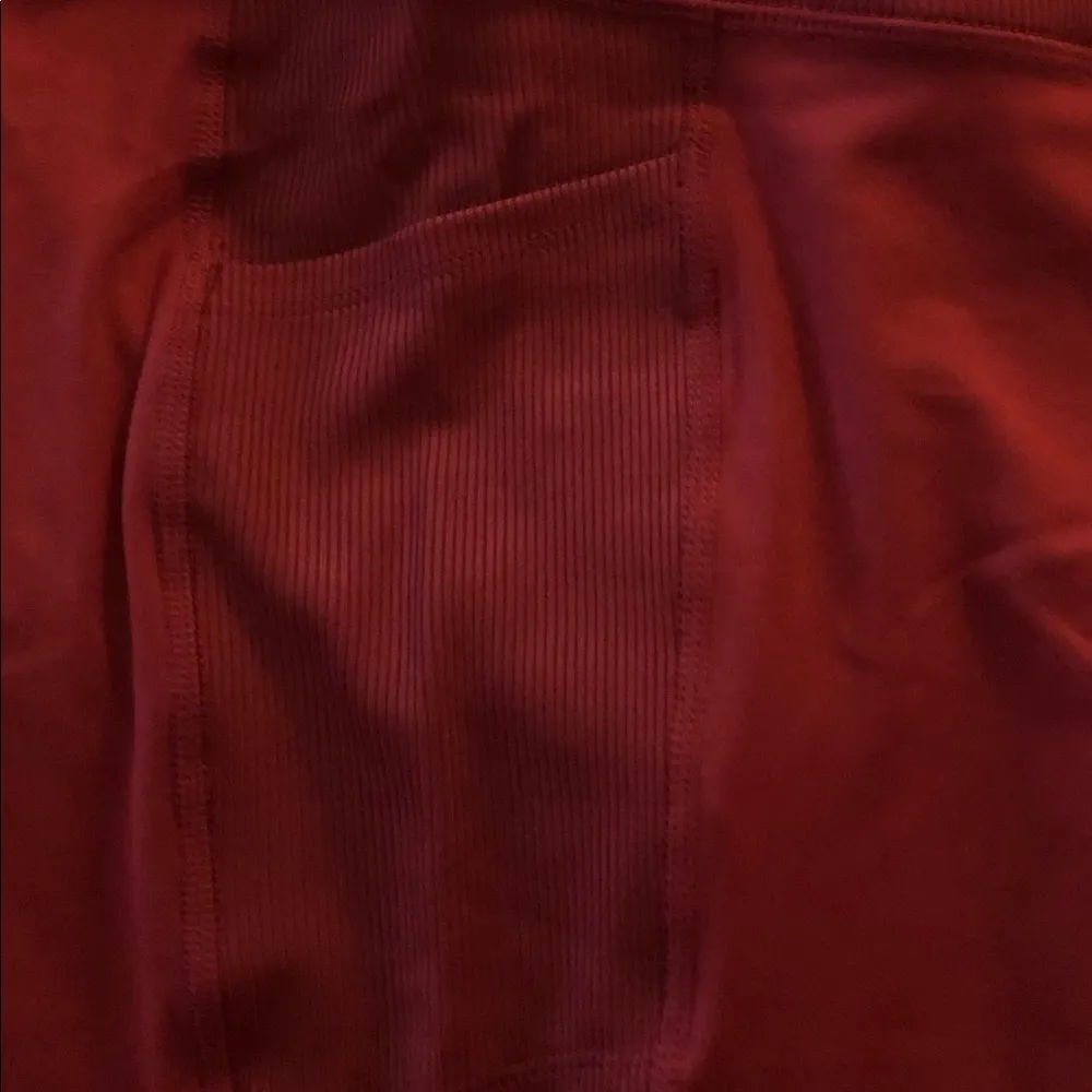 Athletic Works Womens Performance Capri Size Medium 8-10 High Waist Burgundy New - Image 6