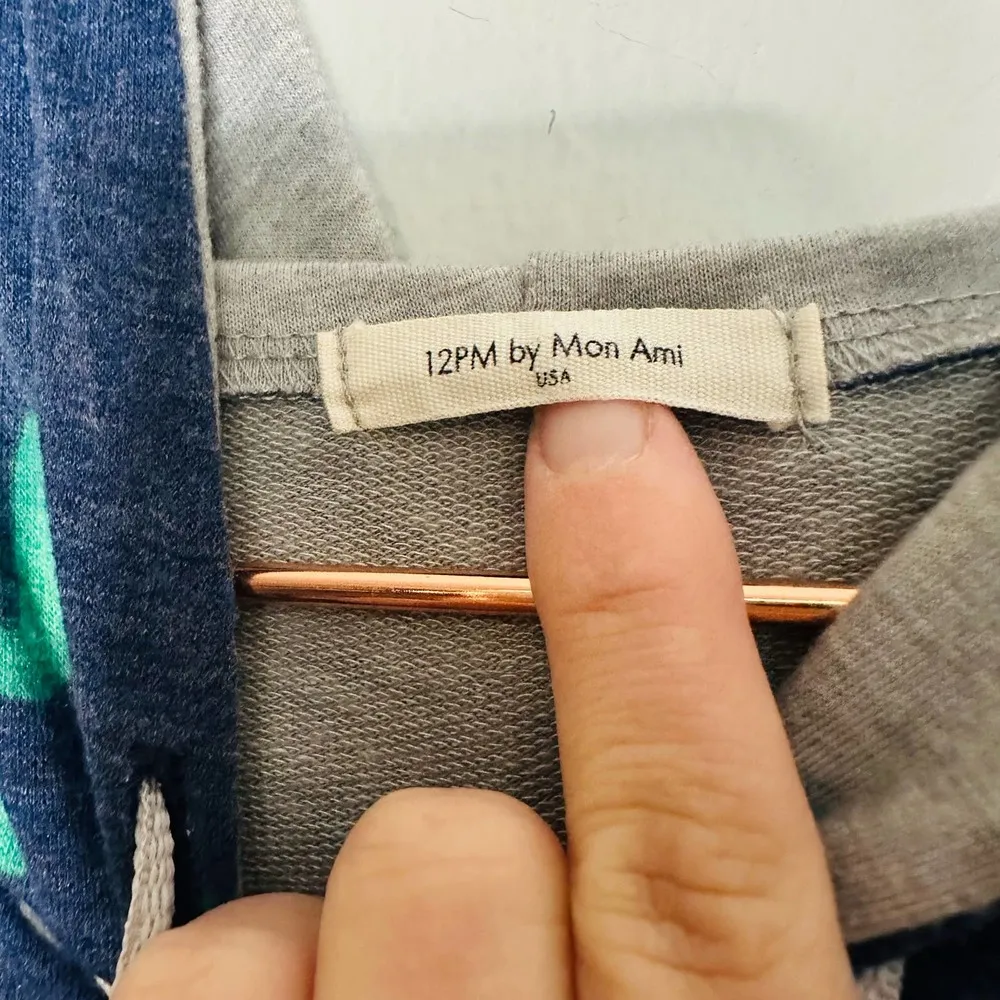 Cowboy Cactus Cow Skull Gray Blue Long Sleeve Pullover Hoodie size Medium - Image 5