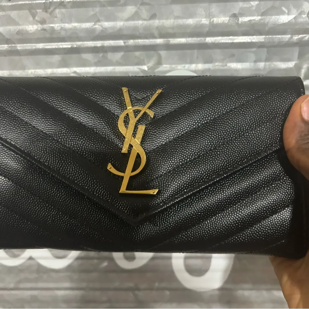 Authentic YSL Wallet Black - Image 4