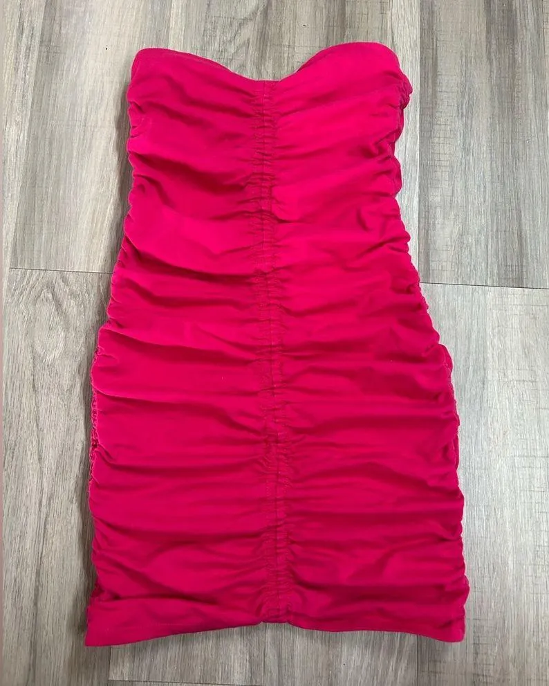 Zara Ruched Corset Dress in Fuchsia - Image 3