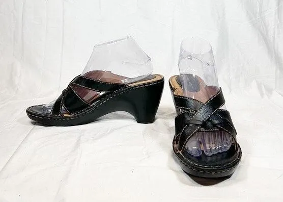 Vintage 90s/Y2K Cherokee Black Leather Criss Cross Wedge Sandals~8.5~  - Image 2