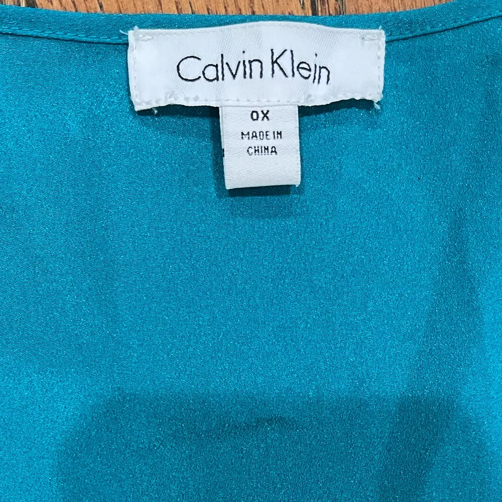 Calvin Klein Teal Zip-Front Blouse - Image 2