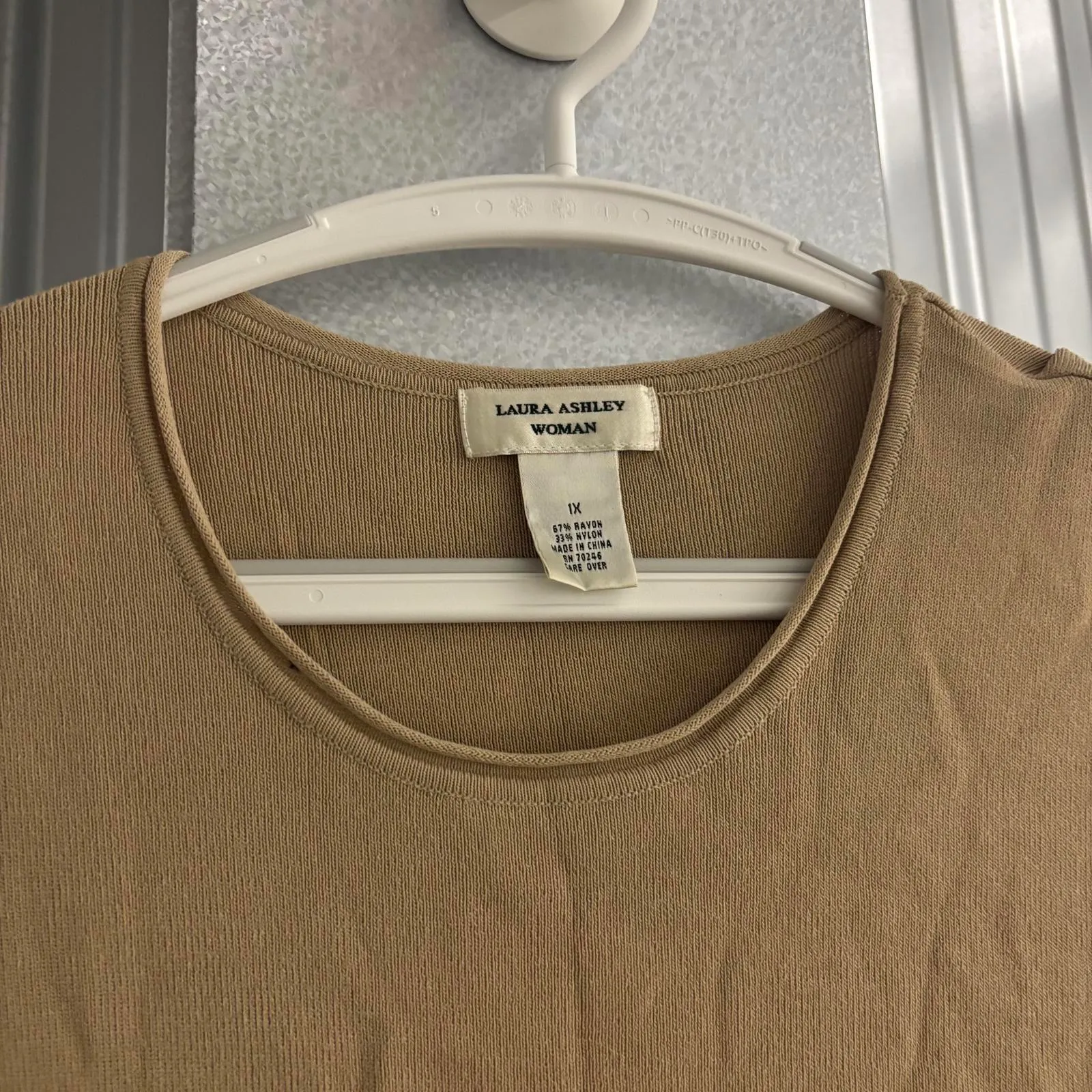 Laura Ashley Neutral Camel Quiet Luxury Sleeveless Tank Top Stretch Minimal - Image 2