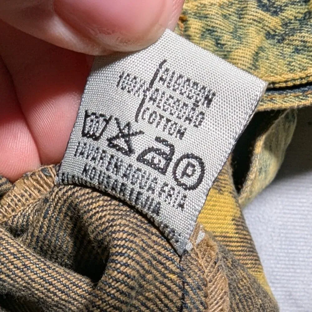 Vtg Y2K Formula Blue Yellow Distressed Paint Splatter Cotton Denim Jacket 40 8 - Image 5