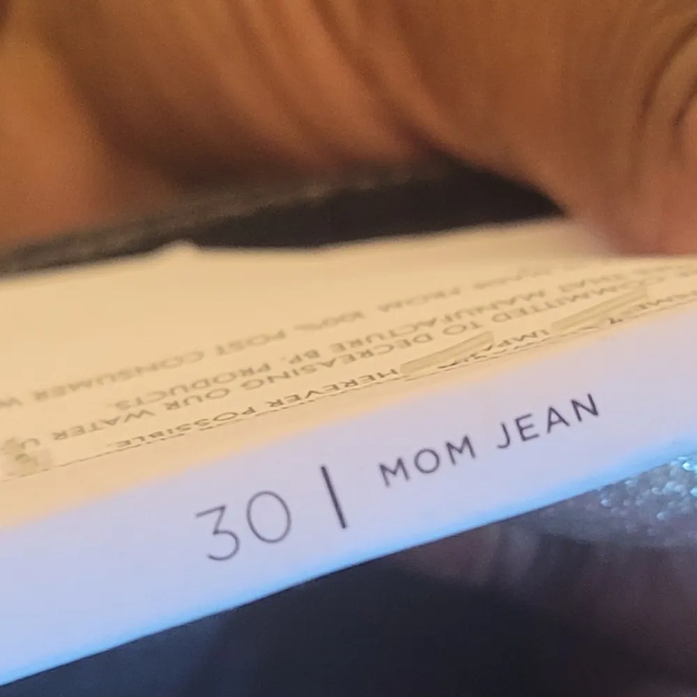 NWT! BP. Nordstrom Black Distressed Tapered Leg High Rise Mom Jeans 30 - Image 5