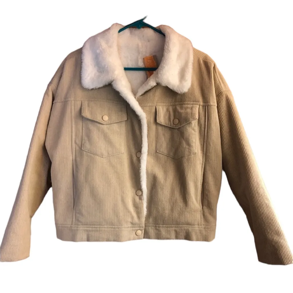 Sadie & Sage Corduroy Sherpa cropped, Faux Fur Crop Jacket 2x Host Pick Tan Size M - Image 2