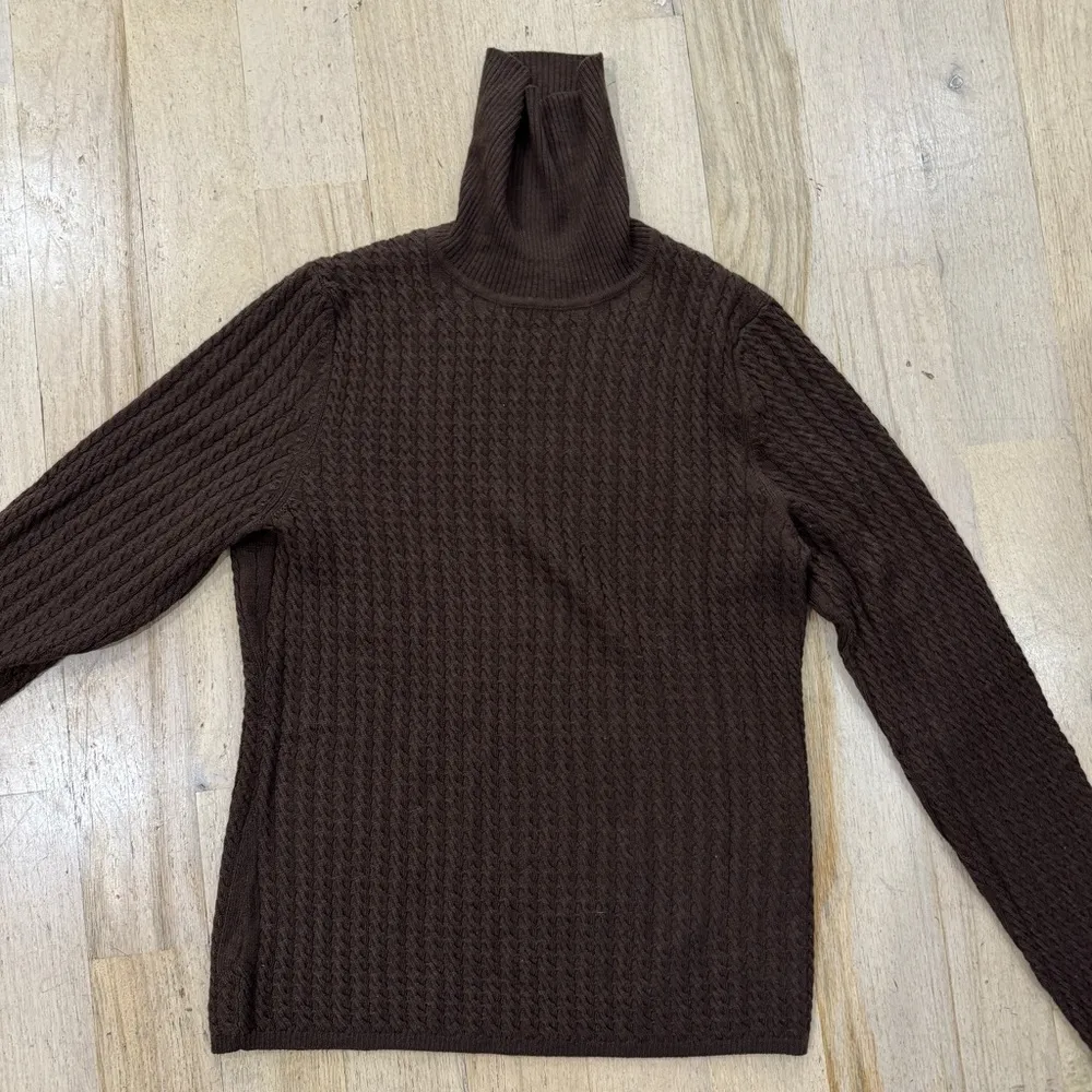 Brooks Brothers cashmere, wool and silk brown cable knit turtleneck sweater - Image 9