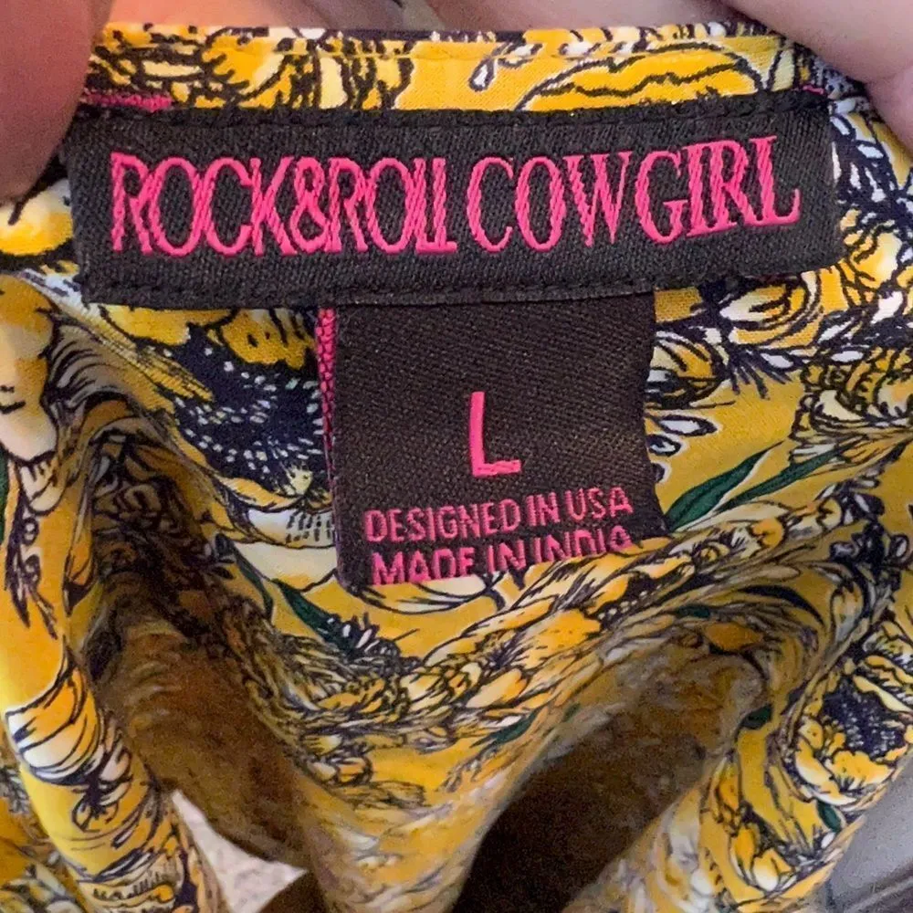 Rock & Roll Cowgirl Top nwt - Image 7