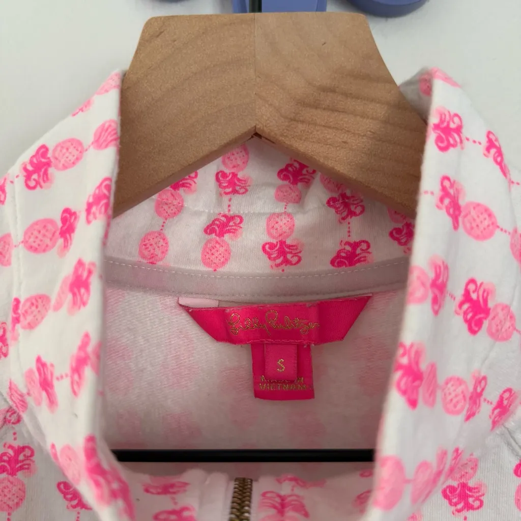 Lilly Pulitzer Small UPF 50+ Ronan Cropped Popover Pink Pineapple Outdoor Resort - Image 4