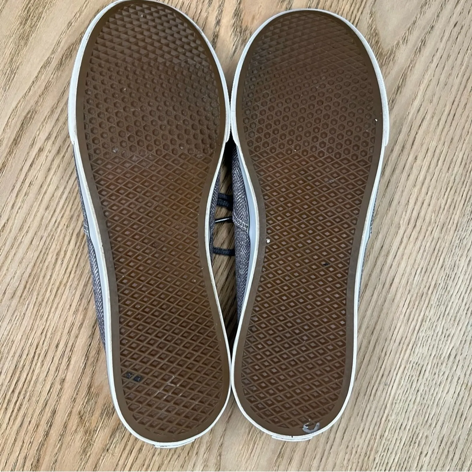 Vans Classic Old Skool Low Cut Lace Up Sneakers Herringbone Gray M 7/ W 8.5 - Image 9