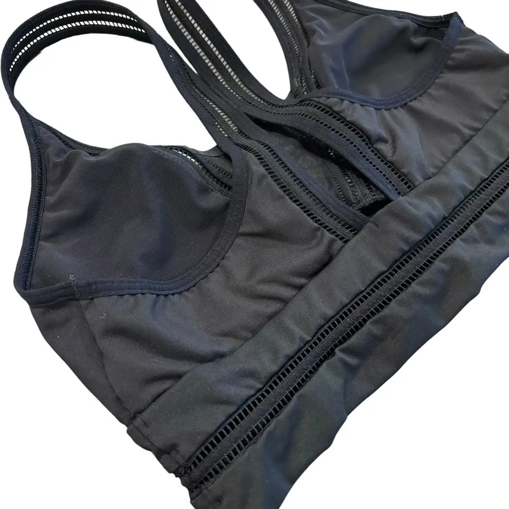 Women's Victoria's Secret Sport black Plunge Long Line sports bra size small - Image 6