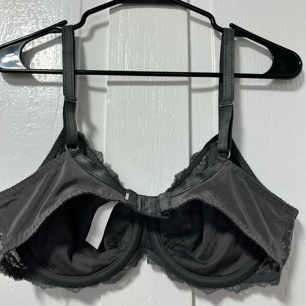 Chantelle 3281 Rive Gauche Lace Full Coverage Unlined Bra gray size 38D - Image 3