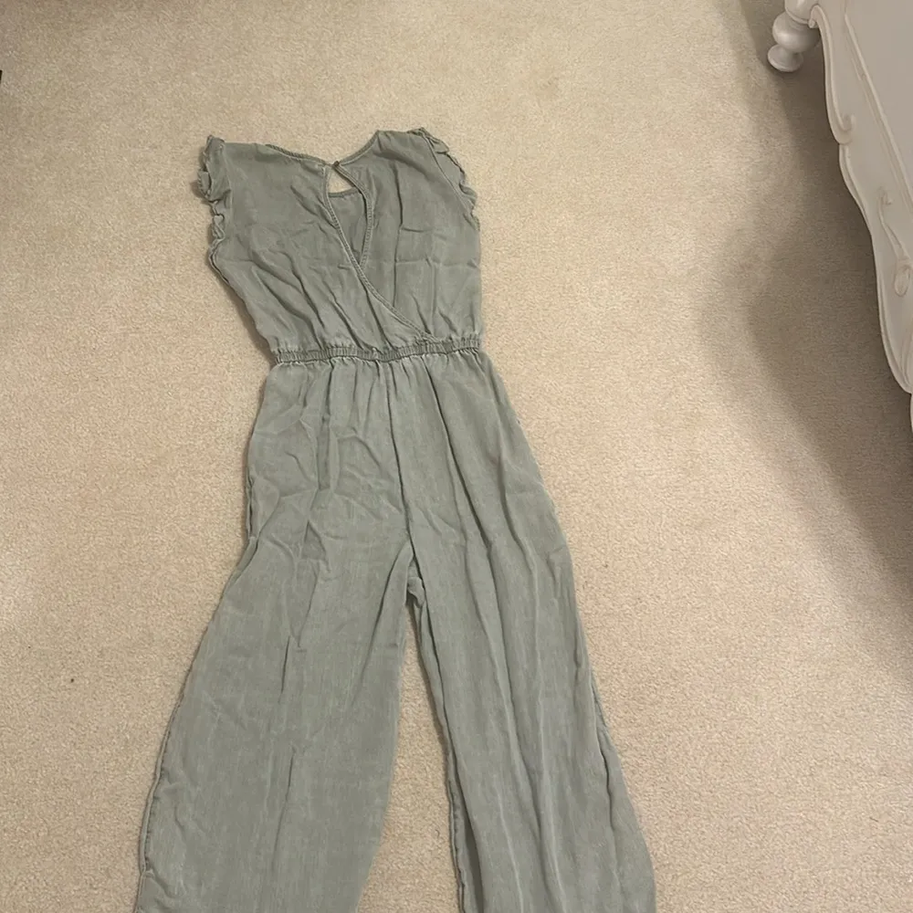 Old Navy Jumpsuit - Image 3