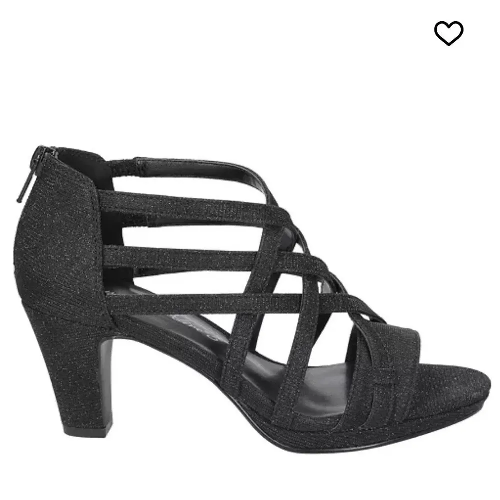 EASY STREET | Women's Bee Zip Platform Heels - Image 10