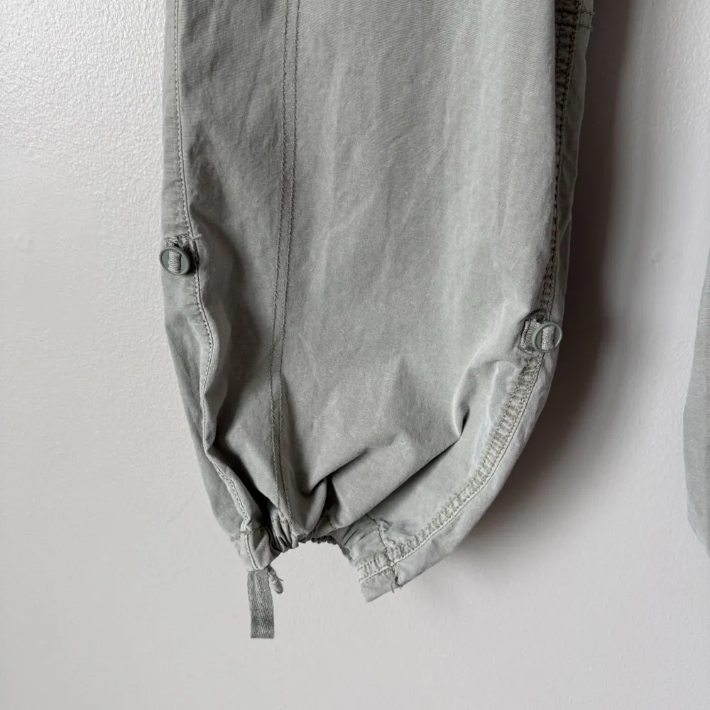 American Eagle Green Convertible Jogger Size 12 - Image 4