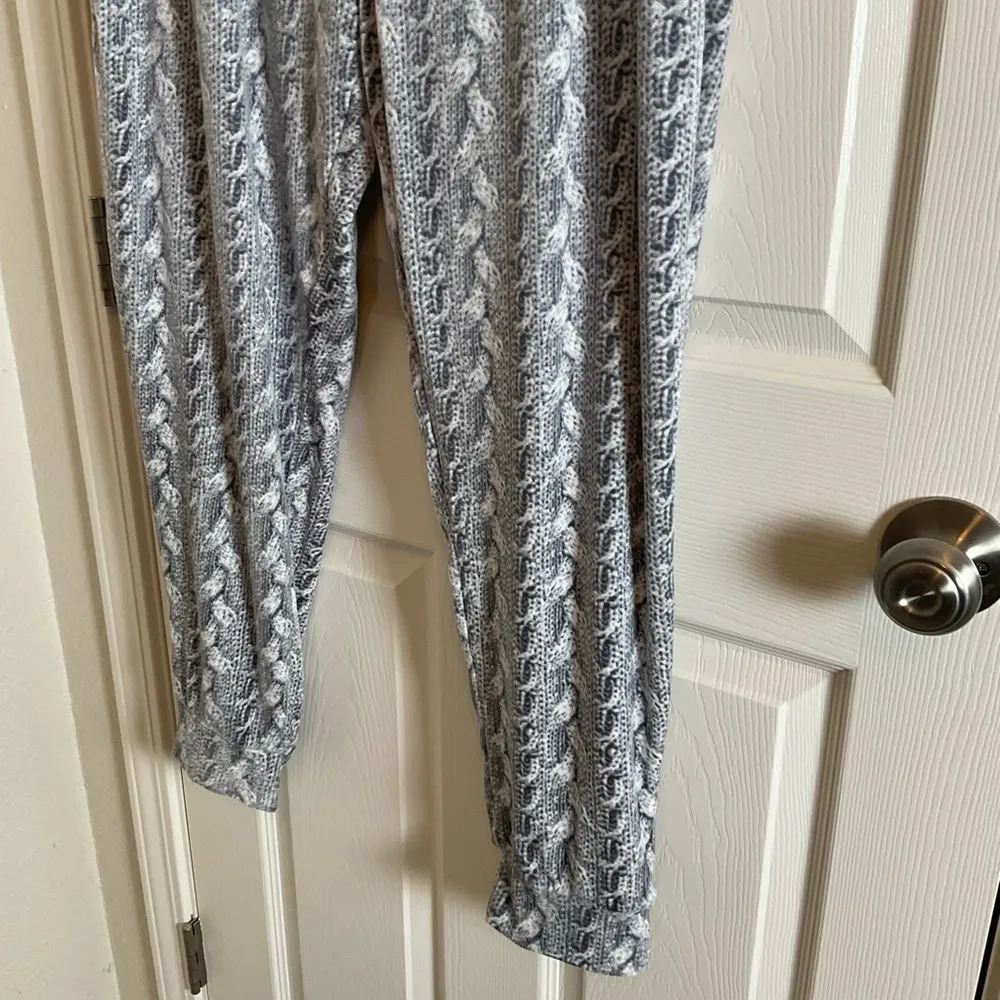 Jane and Bleecker Ladies Cozy Fleece Gray Lounge Pajama Set size large - Image 3