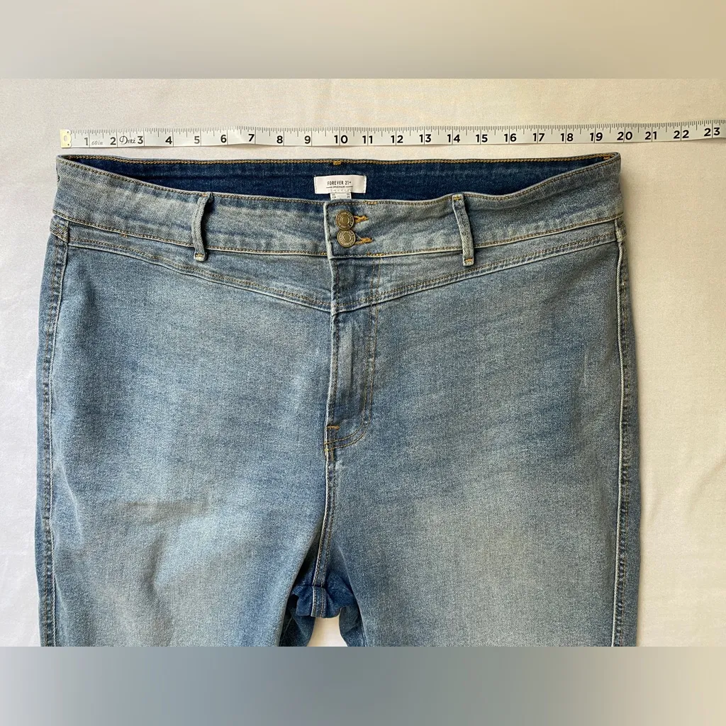 Forever 21+ Plus Size Stretch High Waist‎ Light Washed Blue Skinny Jeans Size 20 - Image 3