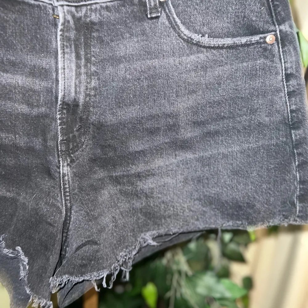 90’s Relaxed Cut Off Shorts / High Rise Size 33/16 - Image 2