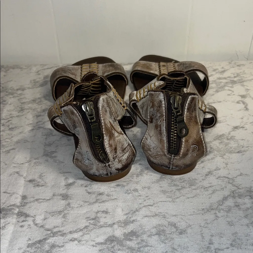 Roan Women’s Open Toe Slip On Brown Leather Sandals Size 8 - Image 3