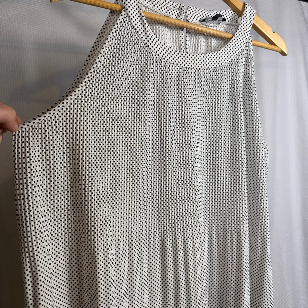Polka Dot Sleeveless Top• size XL - Image 2