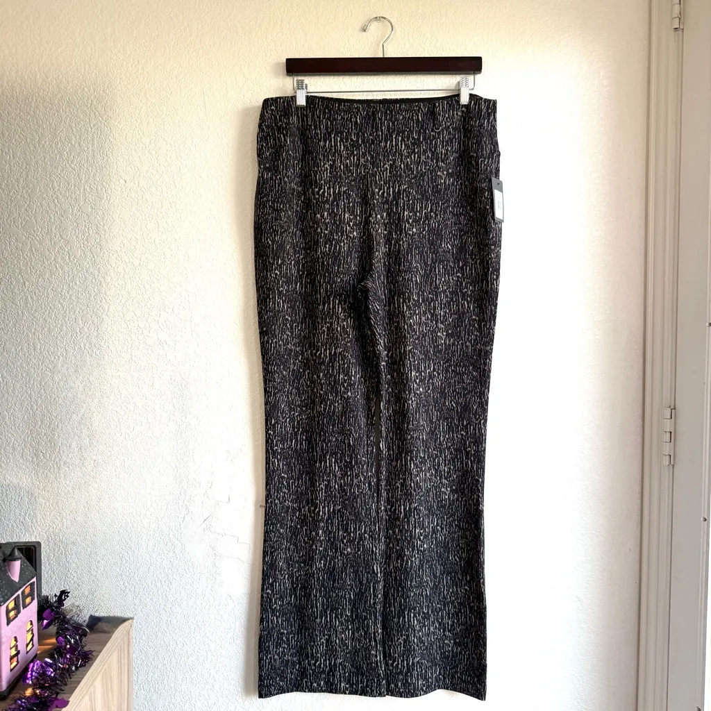 NEW LYSSE Womens Pants Black Brown Patterned Baby Bootcut Pull On Plus Size 1X - Image 2