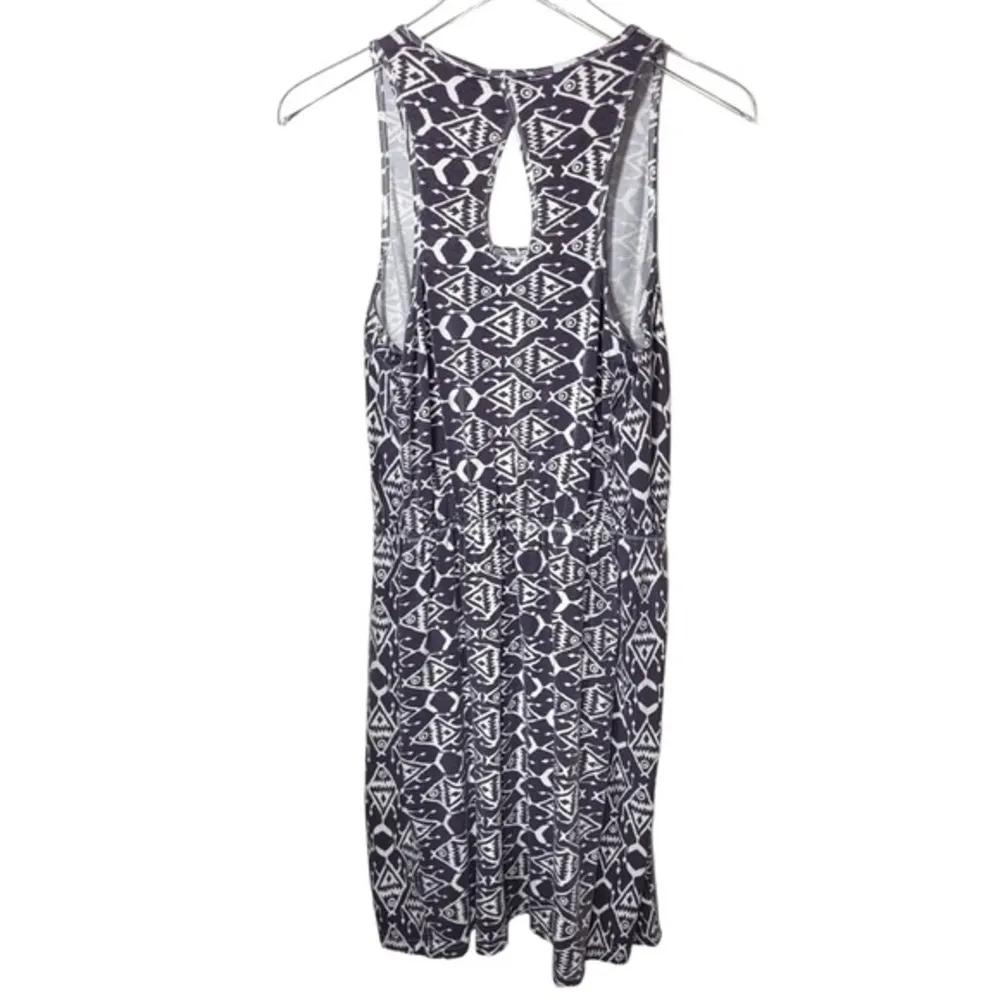 Patagonia Travel Back Keyhole Aztec Print Mini Dress in Dark Grey/White - Image 90
