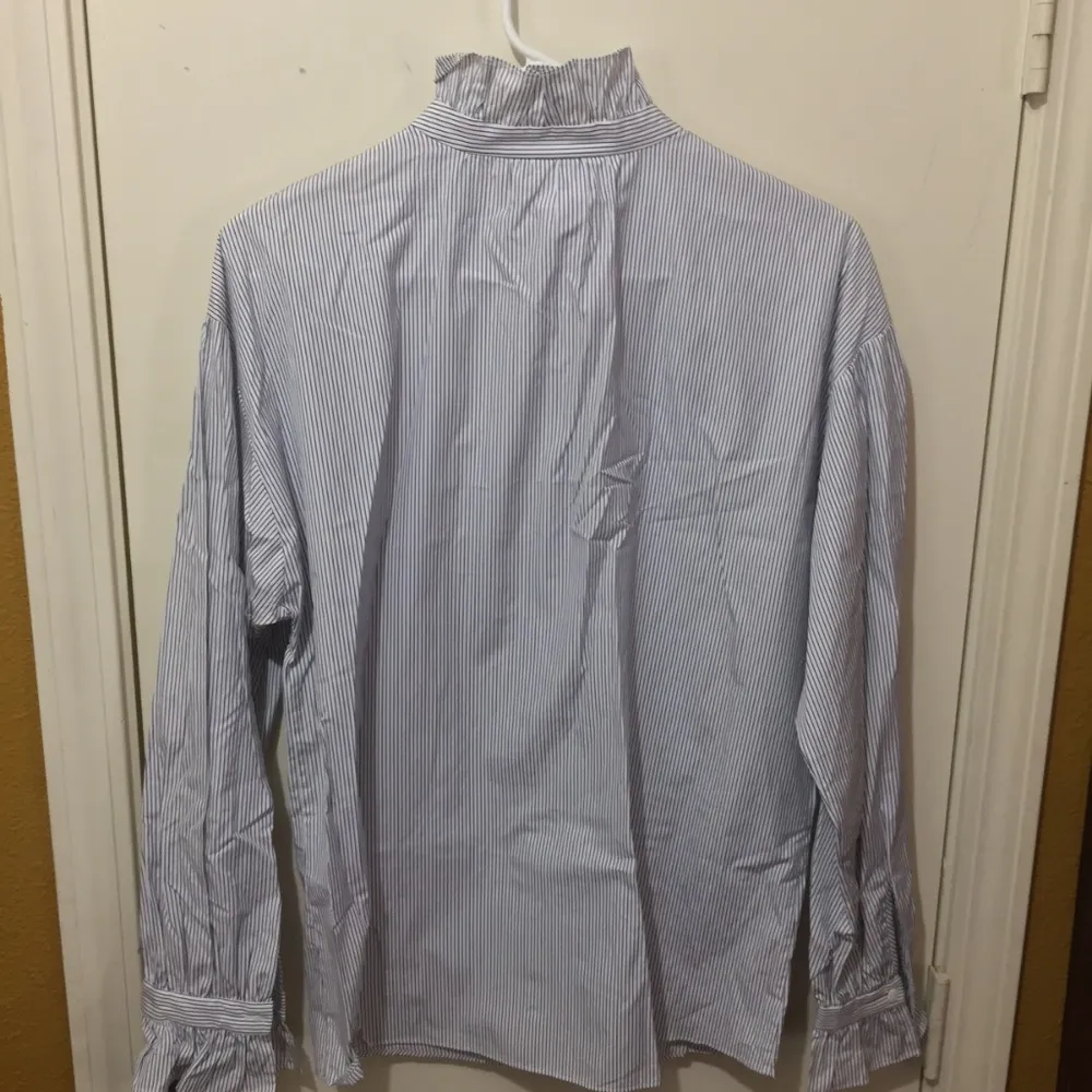 Nordstrom Signature women's S striped ruffle button up dressy work casual shirt - Image 5