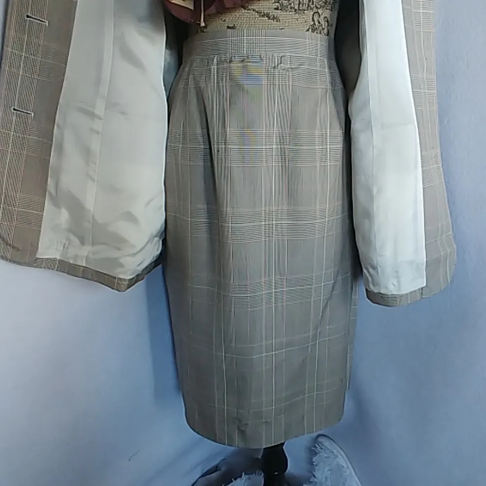 Chelsea Cambell Charter Club Silk Plaid Blazer Skirt Suit - Image 4