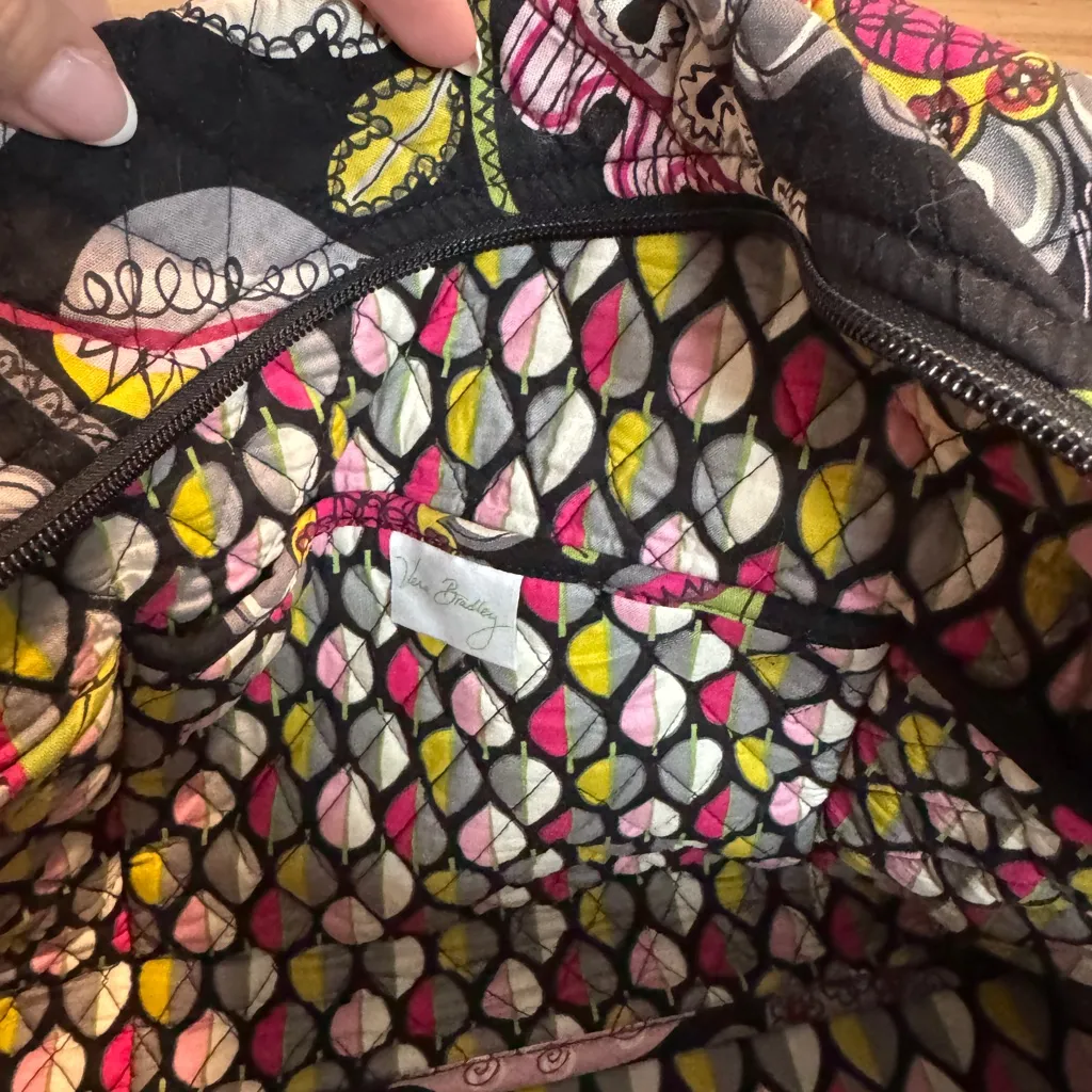 Vera Bradley  Weekender - Image 4
