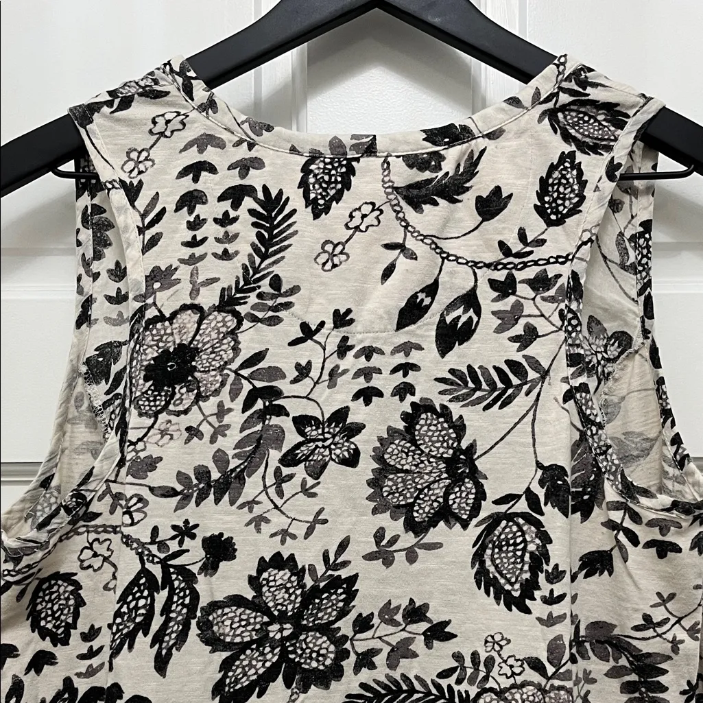 Maeve Black and Cream Floral 100% Cotton Sleeveless Blouse - Size Small - Image 9