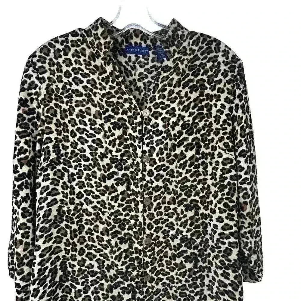 Karen Scott Women's M Leopard Print Button-Down Tunic Brown Casual - Image 3