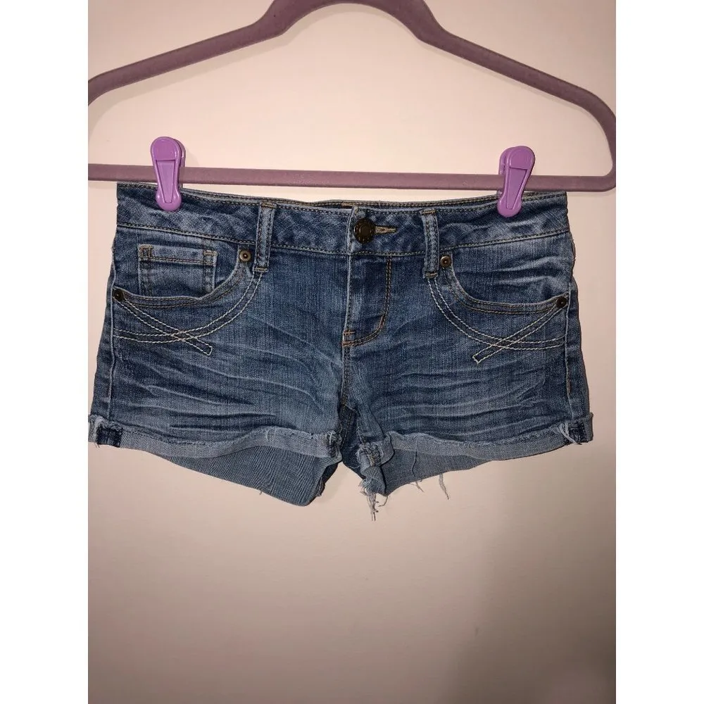 So Size 1 Cut Off Jean Shorts Blue Stretch Boho Beach Summer Festival - Image 4