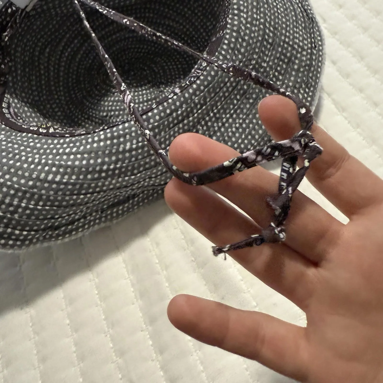 Wallarooo Hat Company Petite Scrunchie Sun Hat Women’s Grey White Polka Dots Gray - Image 5