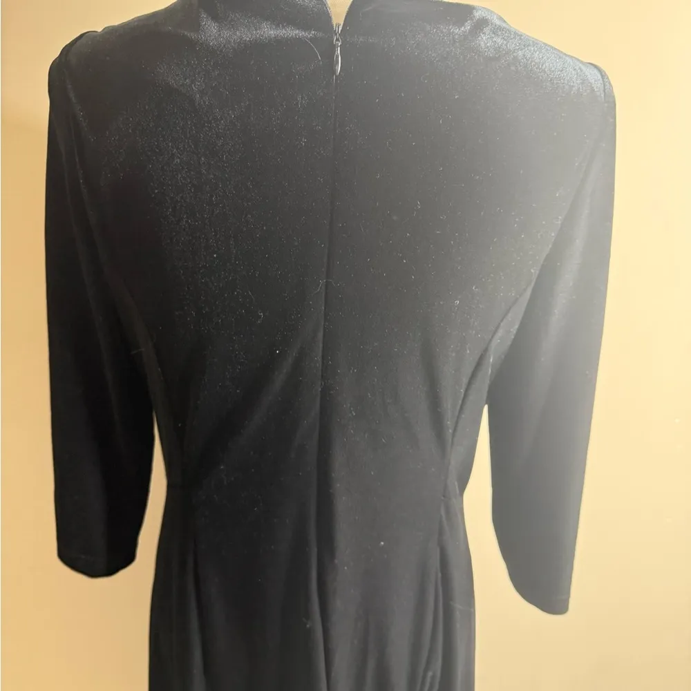Coldwater Creek Black velour Sheath Dress Plunge Neck 3/4 Sleeve - Image 9