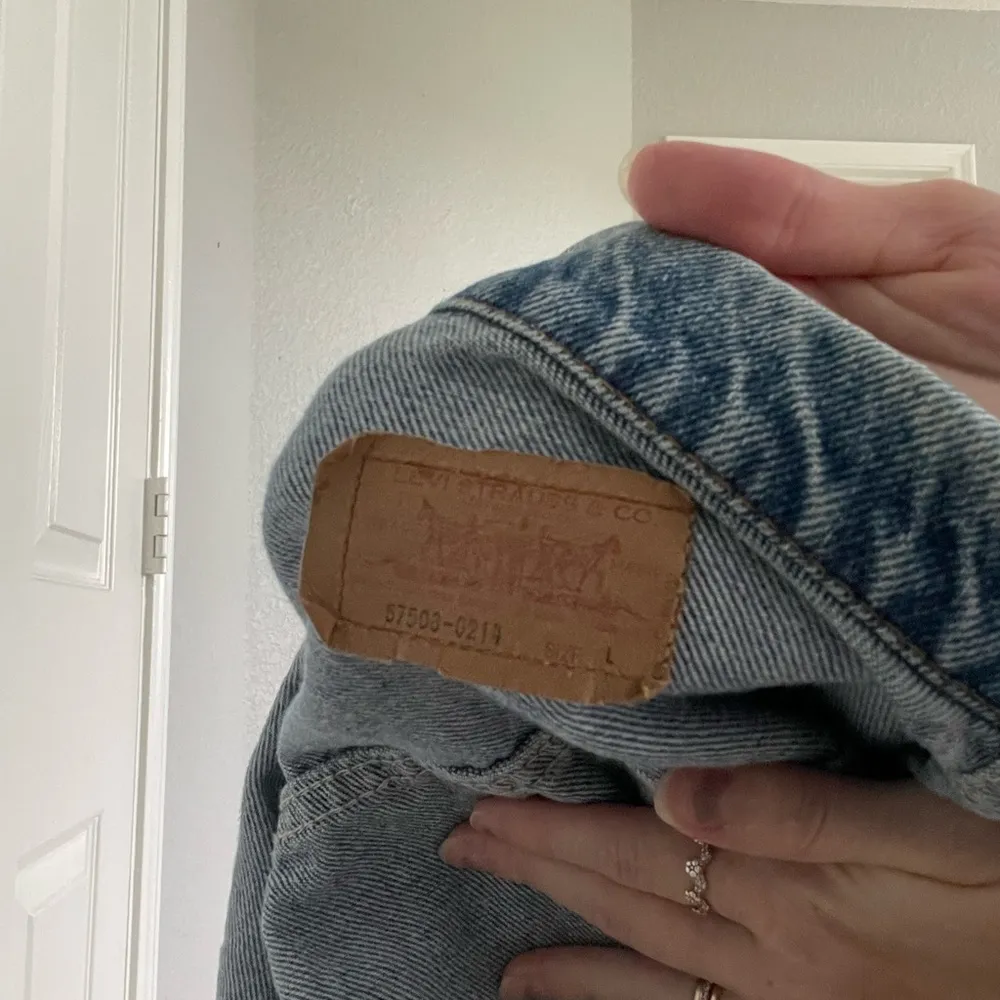 Vintage Levi’s Embroidered Jean Jacket - Image 5