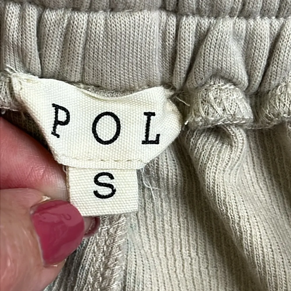 POL Tie Dye Cotton Blend Side Zipper Pull On Bermuda Shorts, size small - Image 8