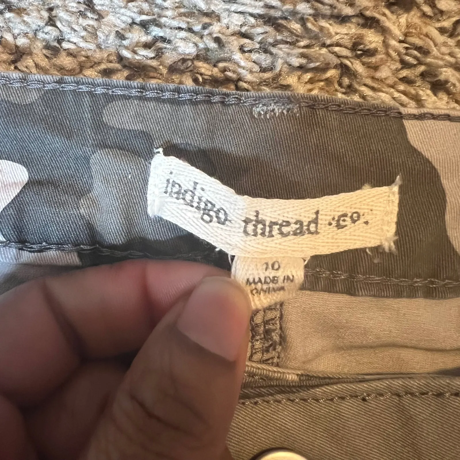 Indigo Thread Co Camo Cargo Pant Women Sz 10 Cotton Spandex Straight Leg Casual Gray - Image 2