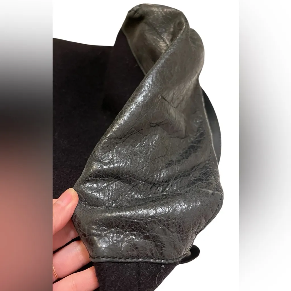 Balenciaga Black felt Shoulder Bag with Leather Trim day bag - Image 3