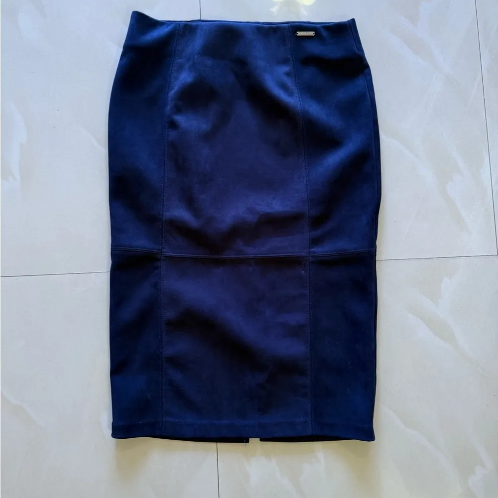 Marc New York Andrew Marc Blue faux suede Skirt Size M winter fall comfy Size M - Image 2