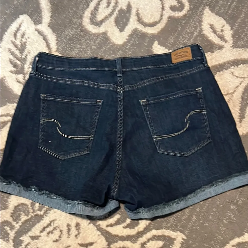 Signature by Levi Strauss Blue Jean Shorts High-Waisted Frayed Hem size 14 - Image 5