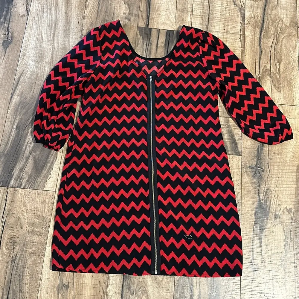 Rue 21 New Red Black Chevron 3/4 Sleeve Zipper Mini Dress Size Large Zigzag - Image 6