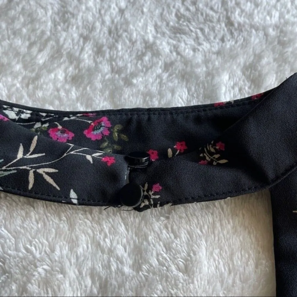 Francescas Miami Serena Shift Dress Womens Sz XS Floral‎ Choker Neck Bell Sleeve Black - Image 11