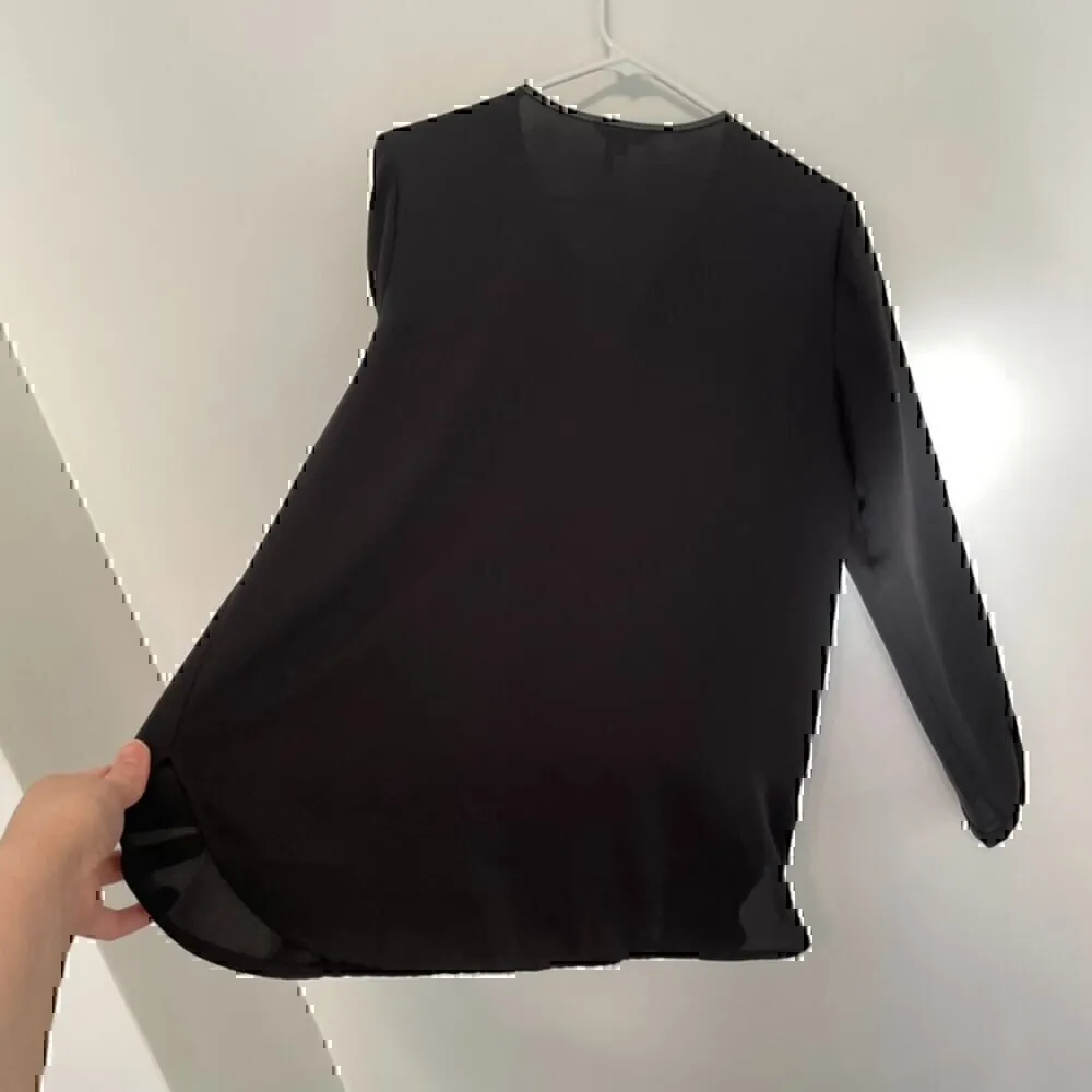 NIC+ZOE NIC ZOE Trimmed Tone Blouse Black Vegan Leather Trim V-Neck Long Sleeve - Image 10